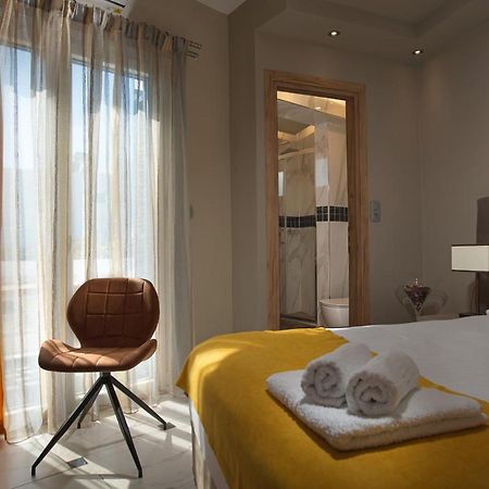 Angelica'S Deluxe Rooms In Adamas 외부 사진