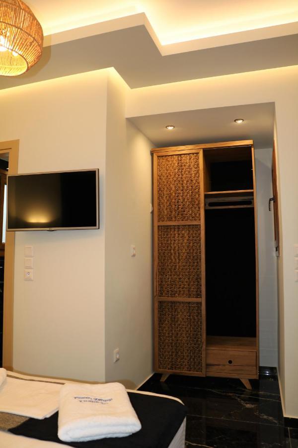 Angelica'S Deluxe Rooms In Adamas 외부 사진